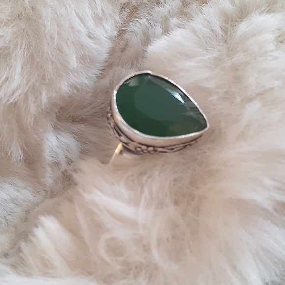 Sterling Silver Faux Emerald Jewelry Set:Necklace,Earrings,Bracelet,Ring,Worn 1x - Picture 5 of 9